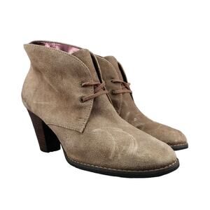 Clarks Shoes Womens 9.5 Indigo Chukka Heel Booties Classic Leather Lace Up Brown